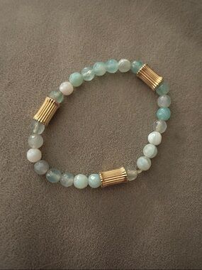 Gold Accent Aqua Bead Stretch Bracelet